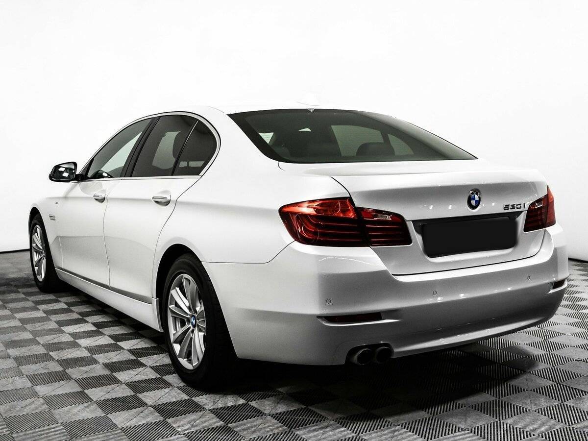 BMW 5 серии 2016 года с пробегом. Фото: #6