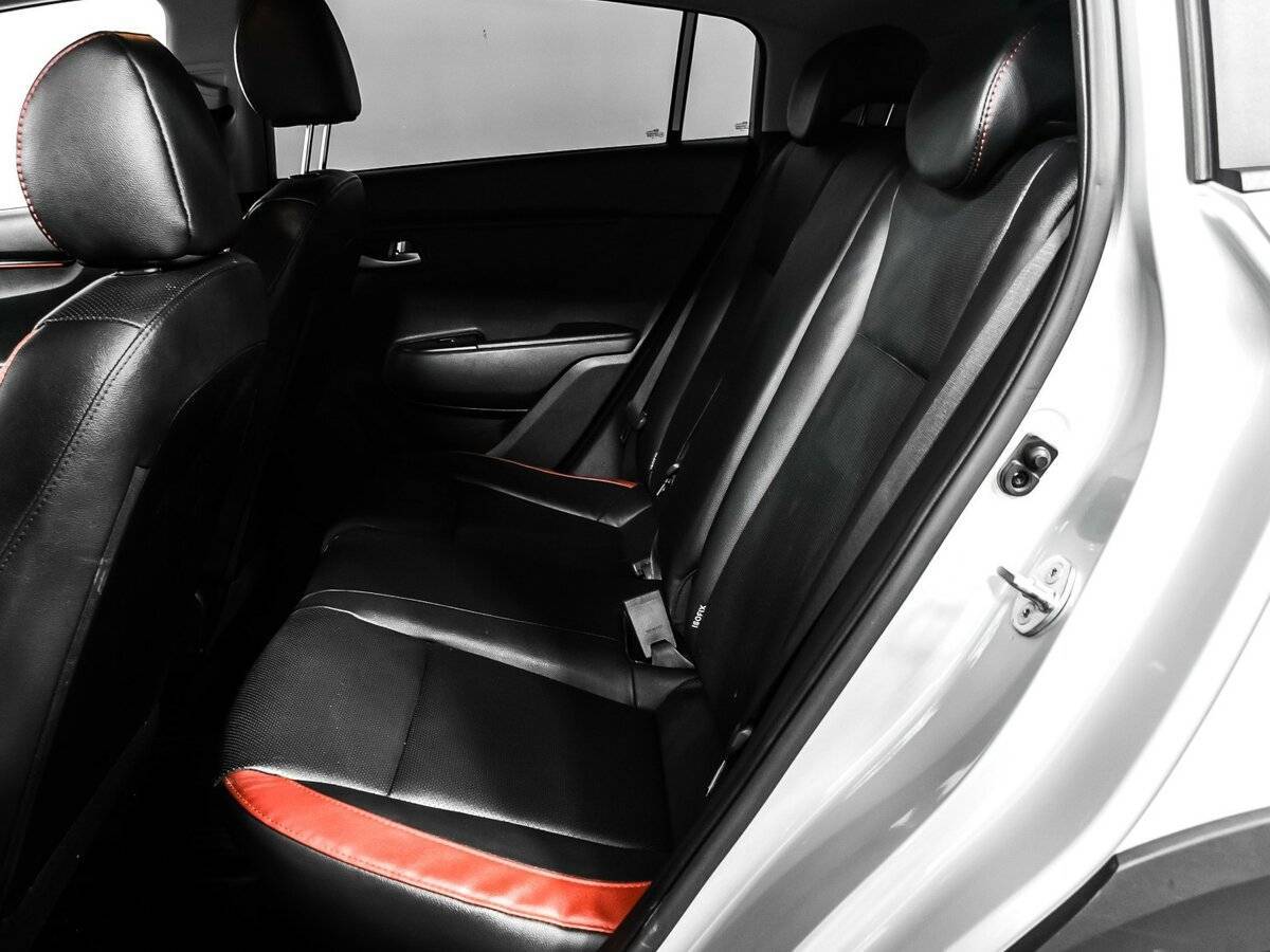 Б/У Киа Рио 2020 года. Фото: #12