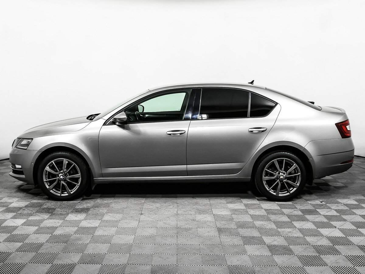 Б/У Шкода Октавия 2018 года. Фото: #7