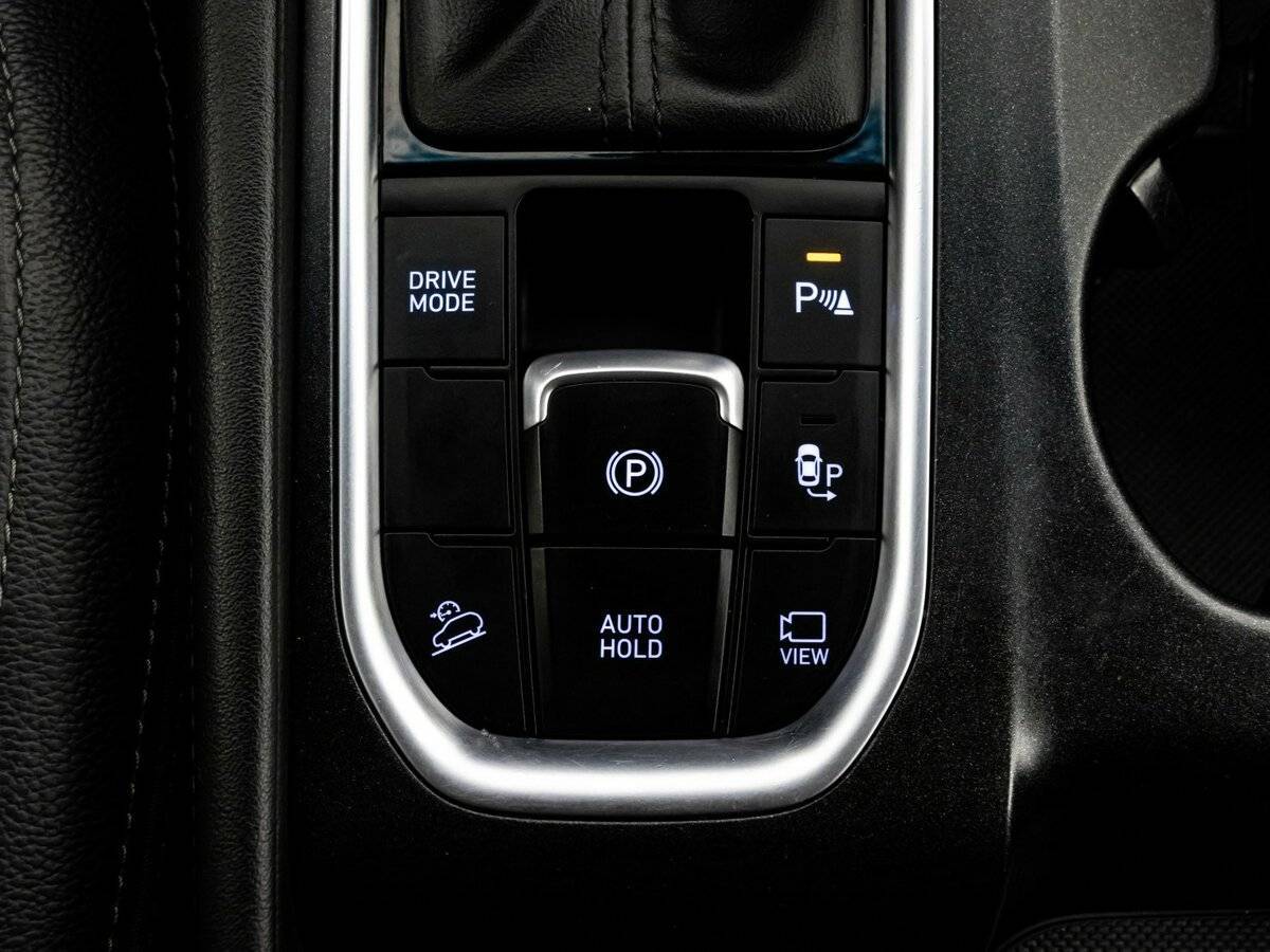 Б/У Хендай Санта Фе 2018 года. Фото: #12