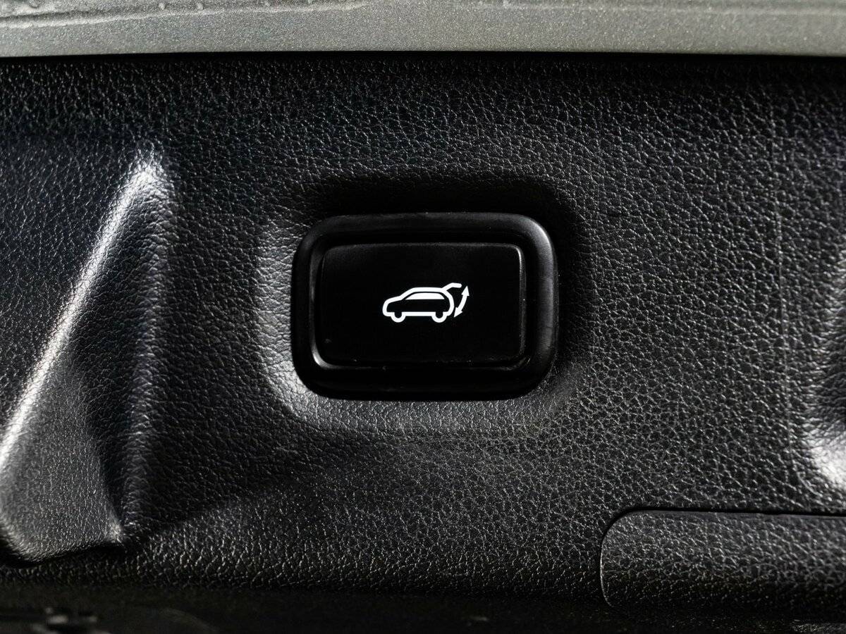 Б/У Хендай Санта Фе 2018 года. Фото: #19