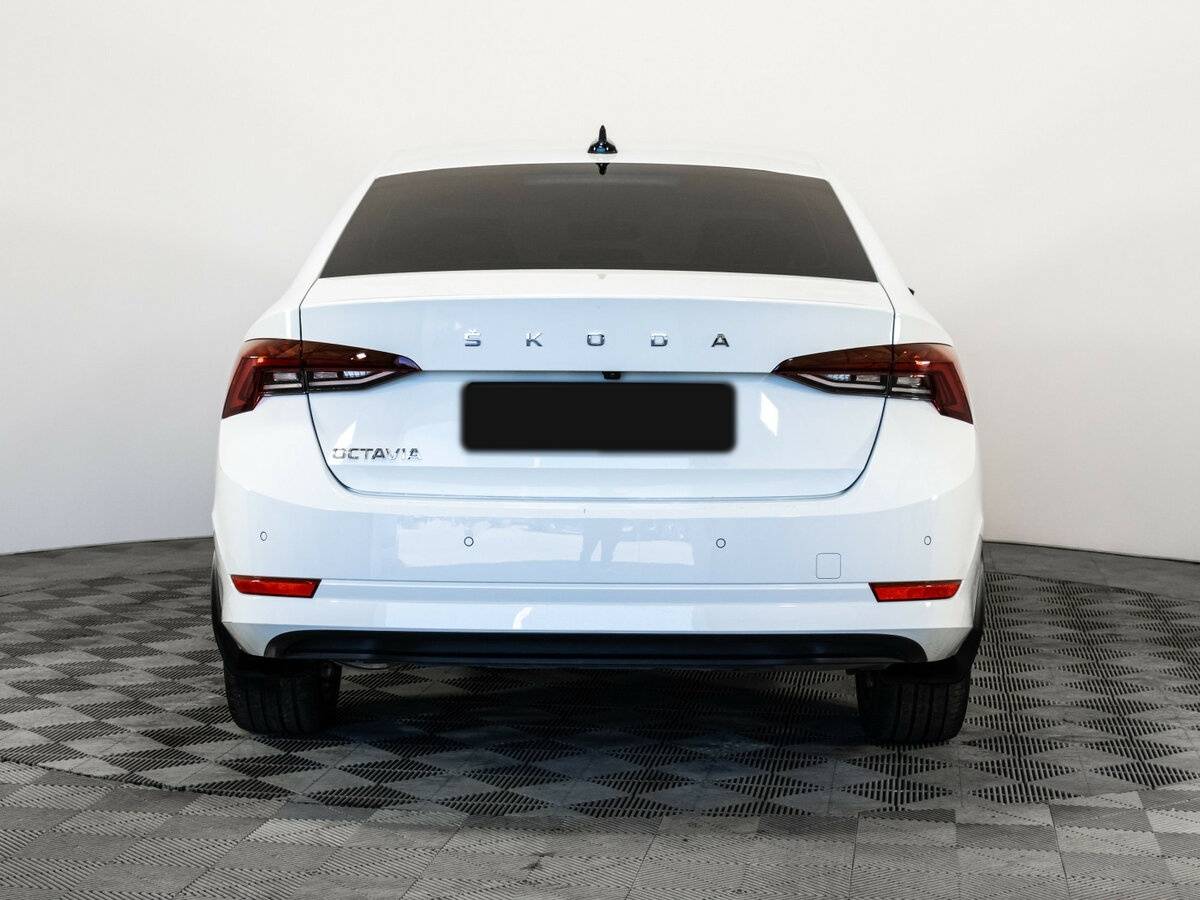 Б/У Шкода Октавия 2021 года. Фото: #5