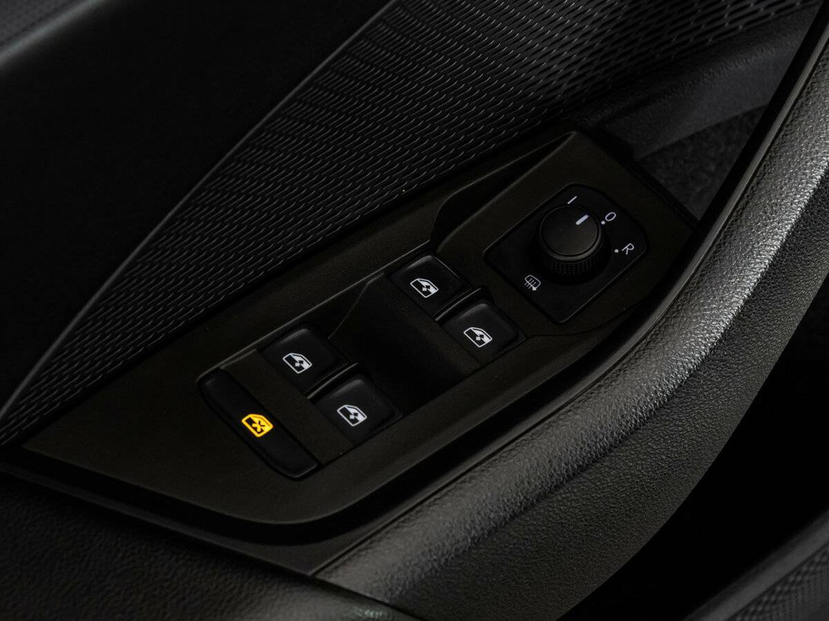 Б/У Шкода Октавия 2021 года. Фото: #17