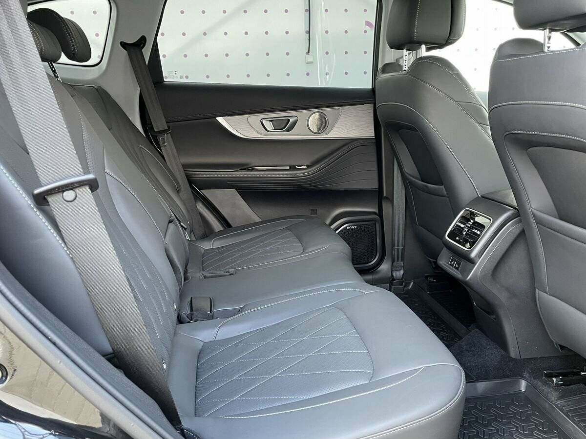 Chery Tiggo 8 Pro Max 2024 года с пробегом. Фото: #12