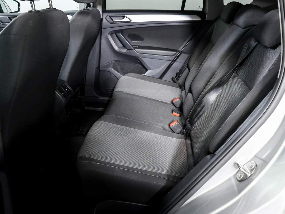 Volkswagen Tiguan 2021 года с пробегом. Фото: #5