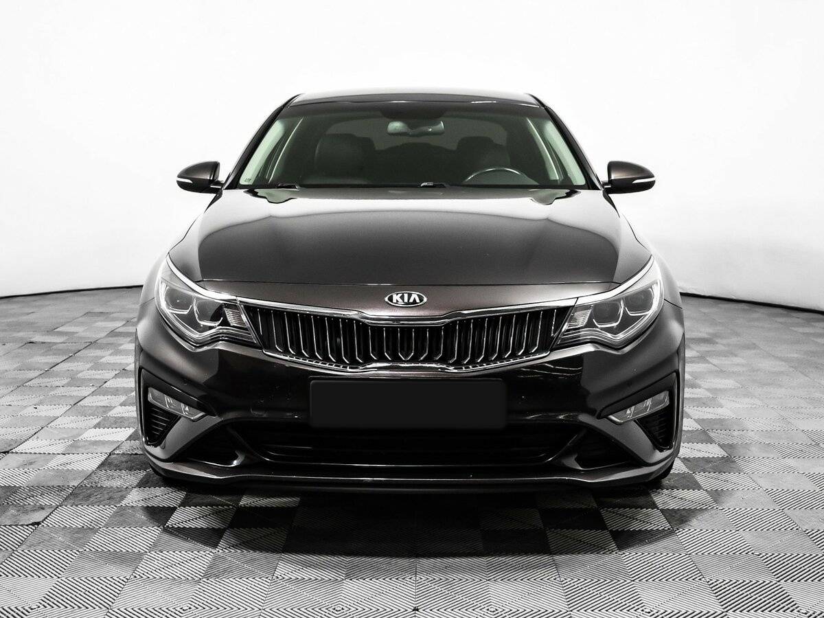 Б/У Киа Оптима 2018 года. Фото: #1