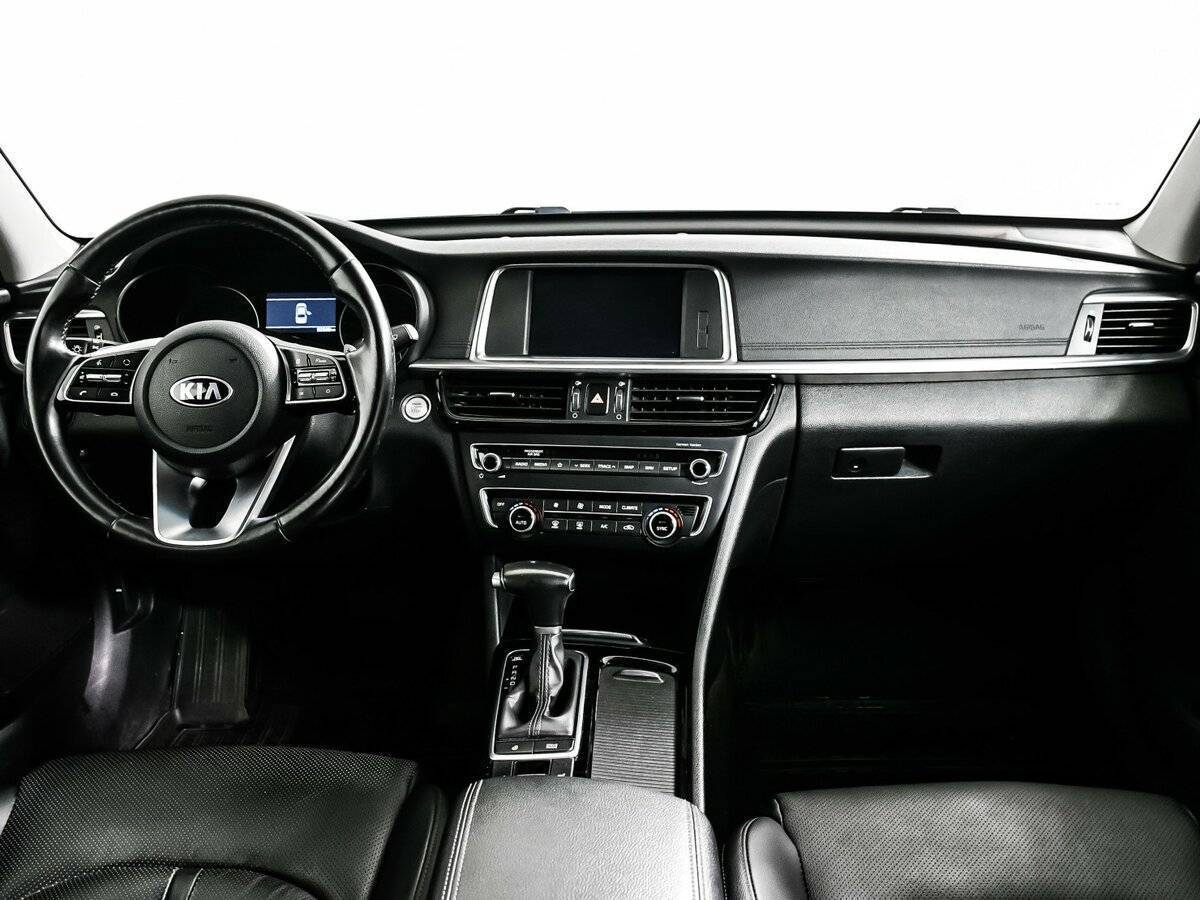 Б/У Киа Оптима 2018 года. Фото: #10