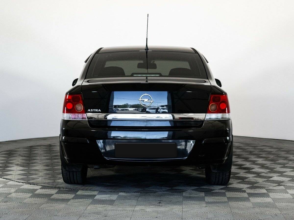 Б/У Опель Астра 2014 года. Фото: #5