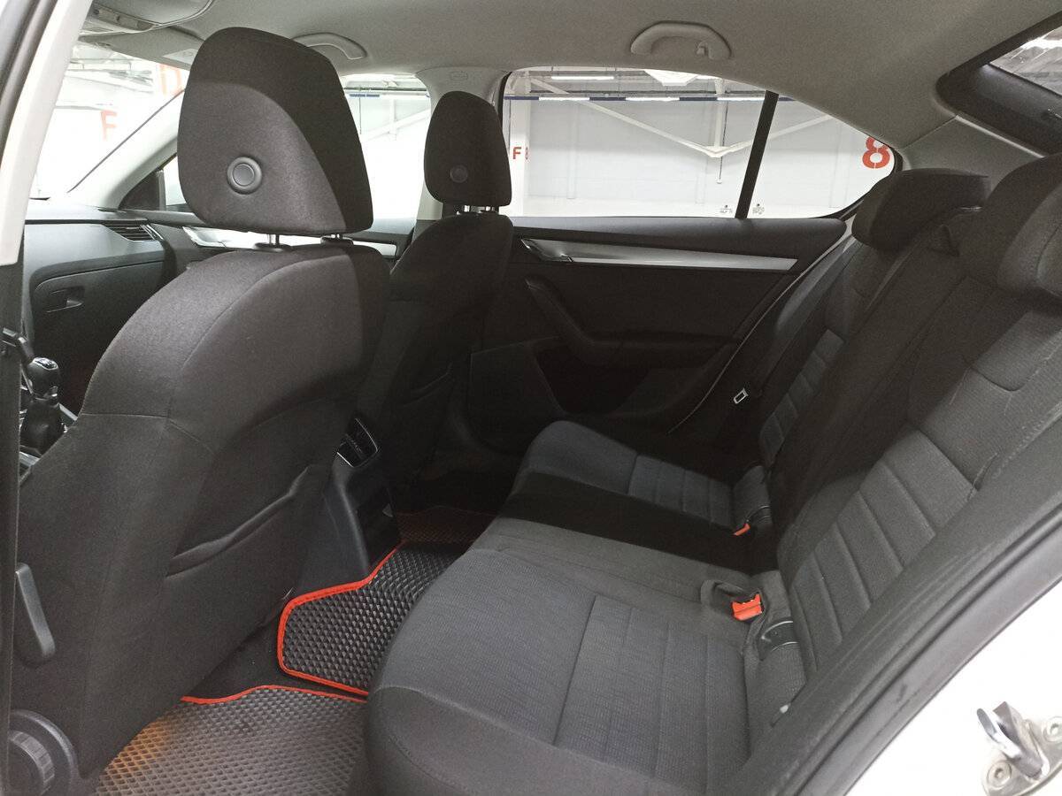 Skoda Octavia 2013 года с пробегом. Фото: #11