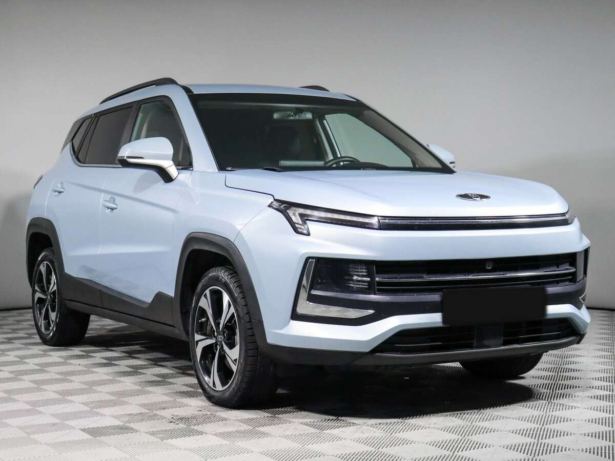 Москвич 3 2023 года с пробегом. Фото: #2