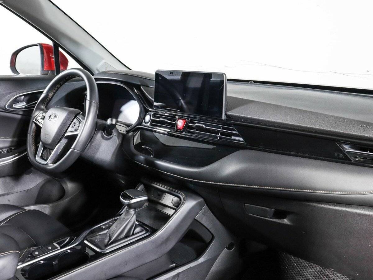 Москвич 3 2023 года с пробегом. Фото: #3