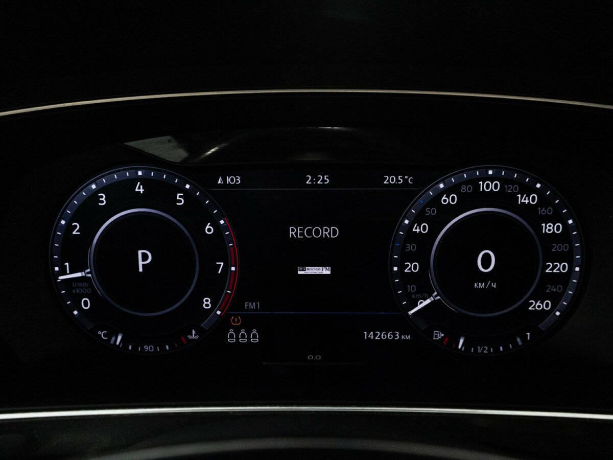 Б/У Фольксваген Тигуан 2017 года. Фото: #11