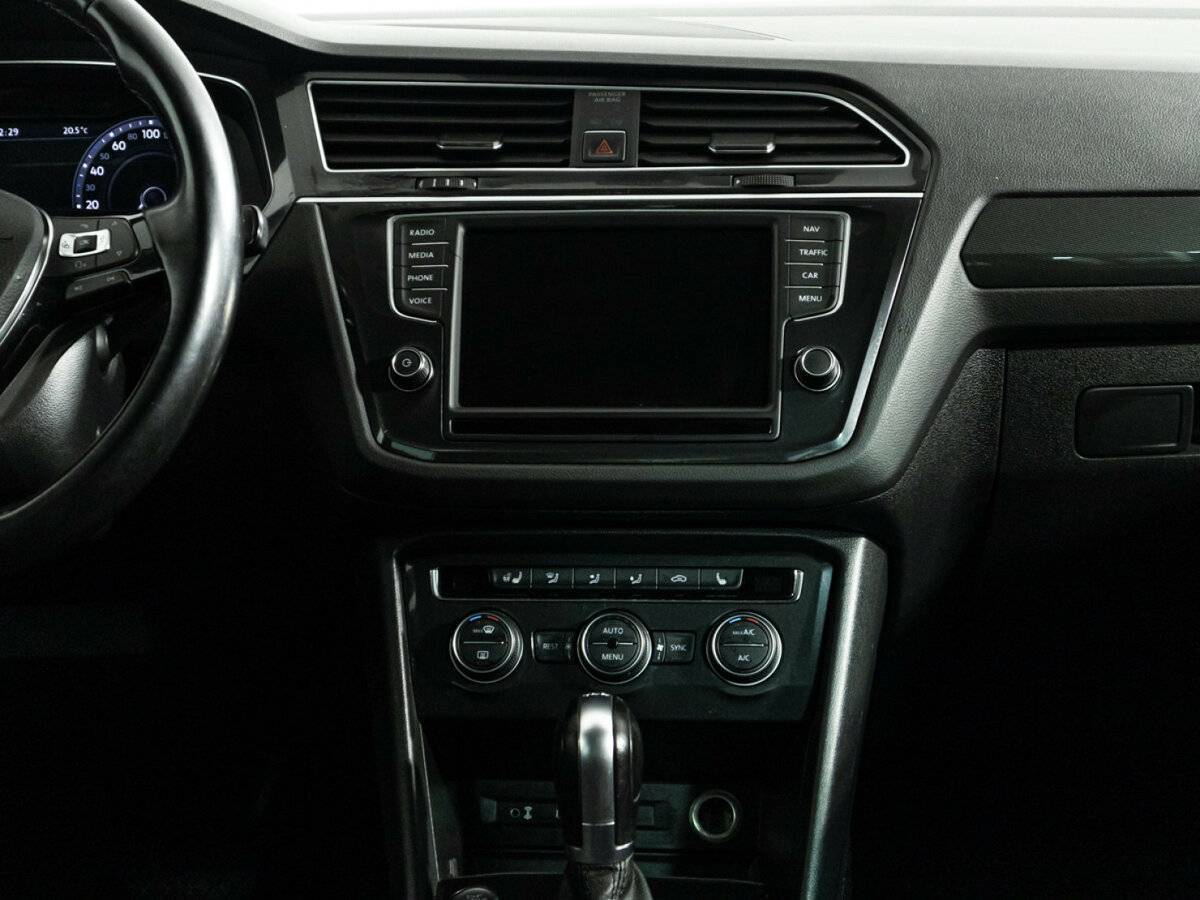 Б/У Фольксваген Тигуан 2017 года. Фото: #13