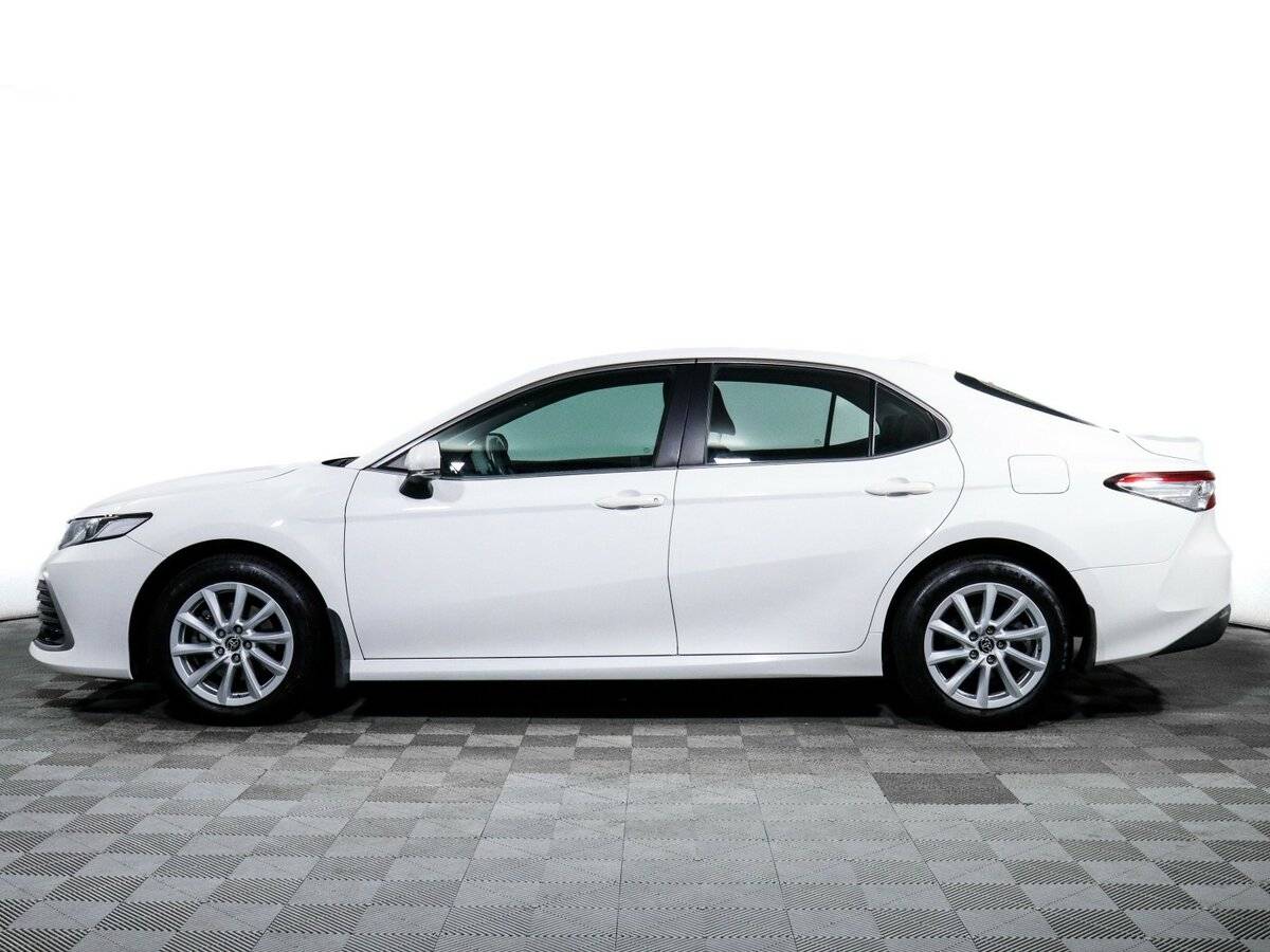 Toyota Camry 2021 года с пробегом. Фото: #7