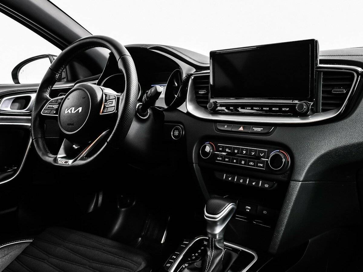 Б/У Киа Сид 2021 года. Фото: #8