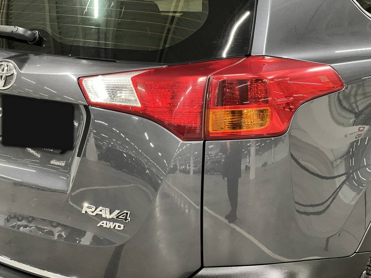 Toyota RAV4 2013 года с пробегом. Фото: #8