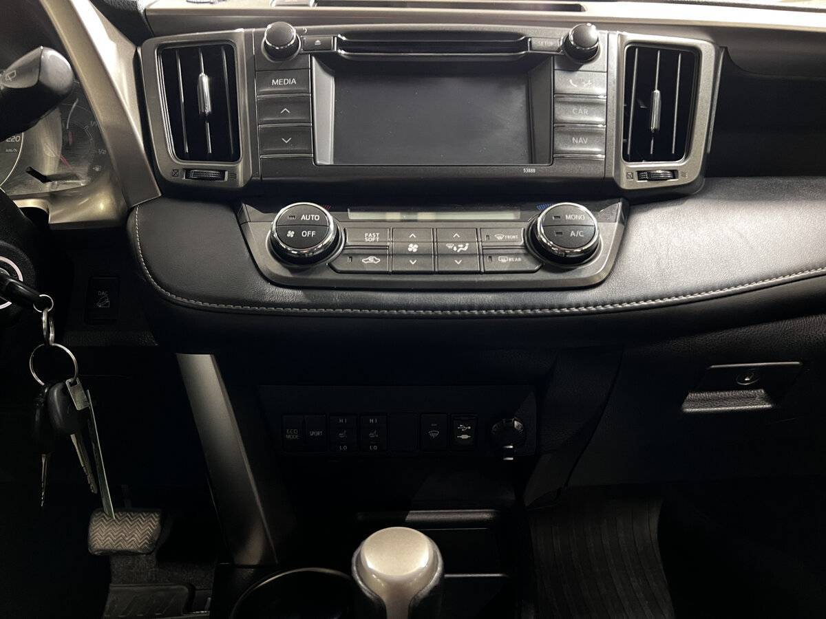 Toyota RAV4 2013 года с пробегом. Фото: #14
