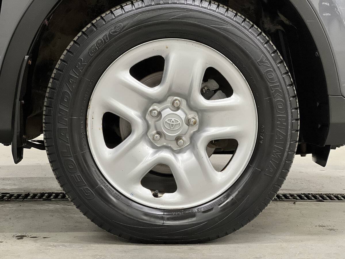 Toyota RAV4 2013 года с пробегом. Фото: #17