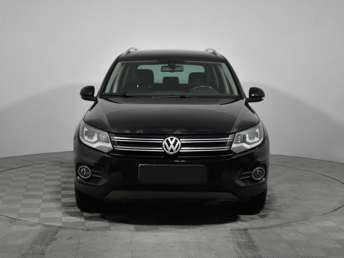 Volkswagen Tiguan 2012 года с пробегом. Фото: #1