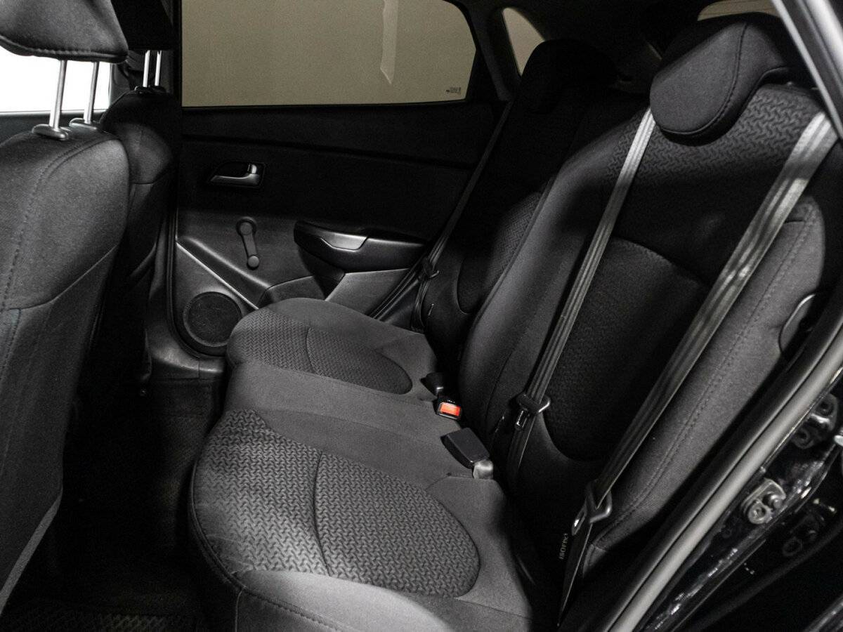 Б/У Киа Рио 2015 года. Фото: #9