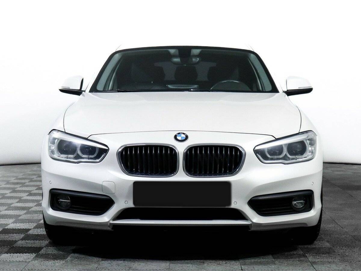 BMW 1 серии 2018 года с пробегом. Фото: #1