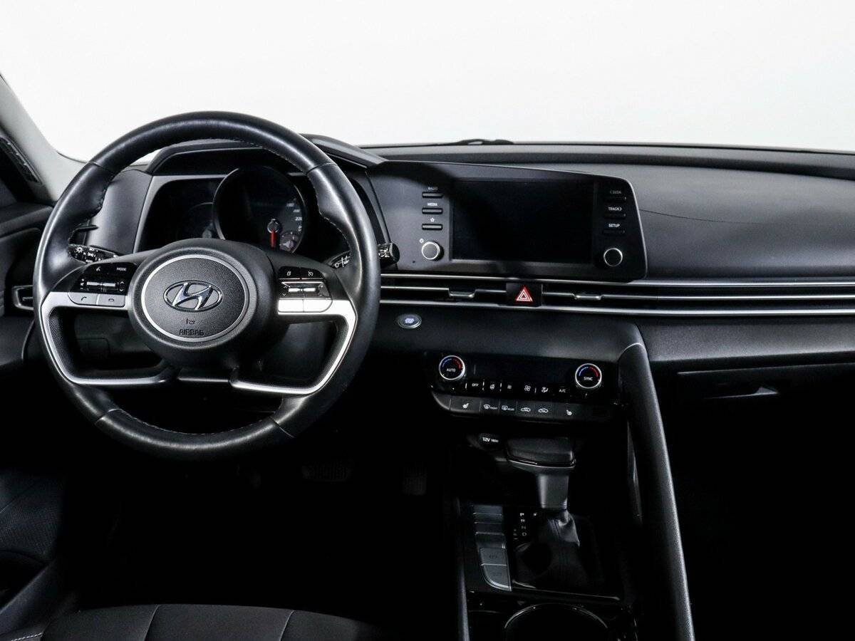 Б/У Хендай Елантра 2021 года. Фото: #7