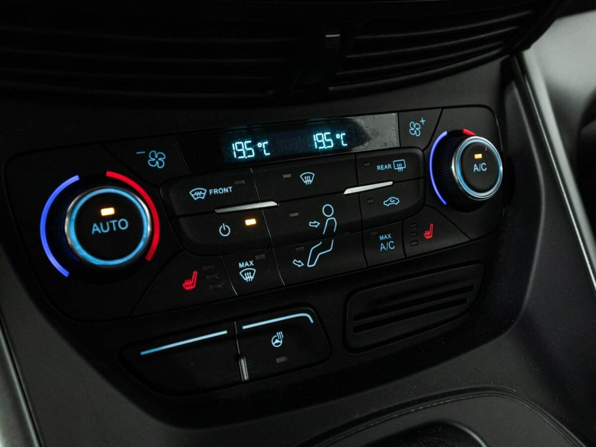 Б/У Форд Куга 2019 года. Фото: #14