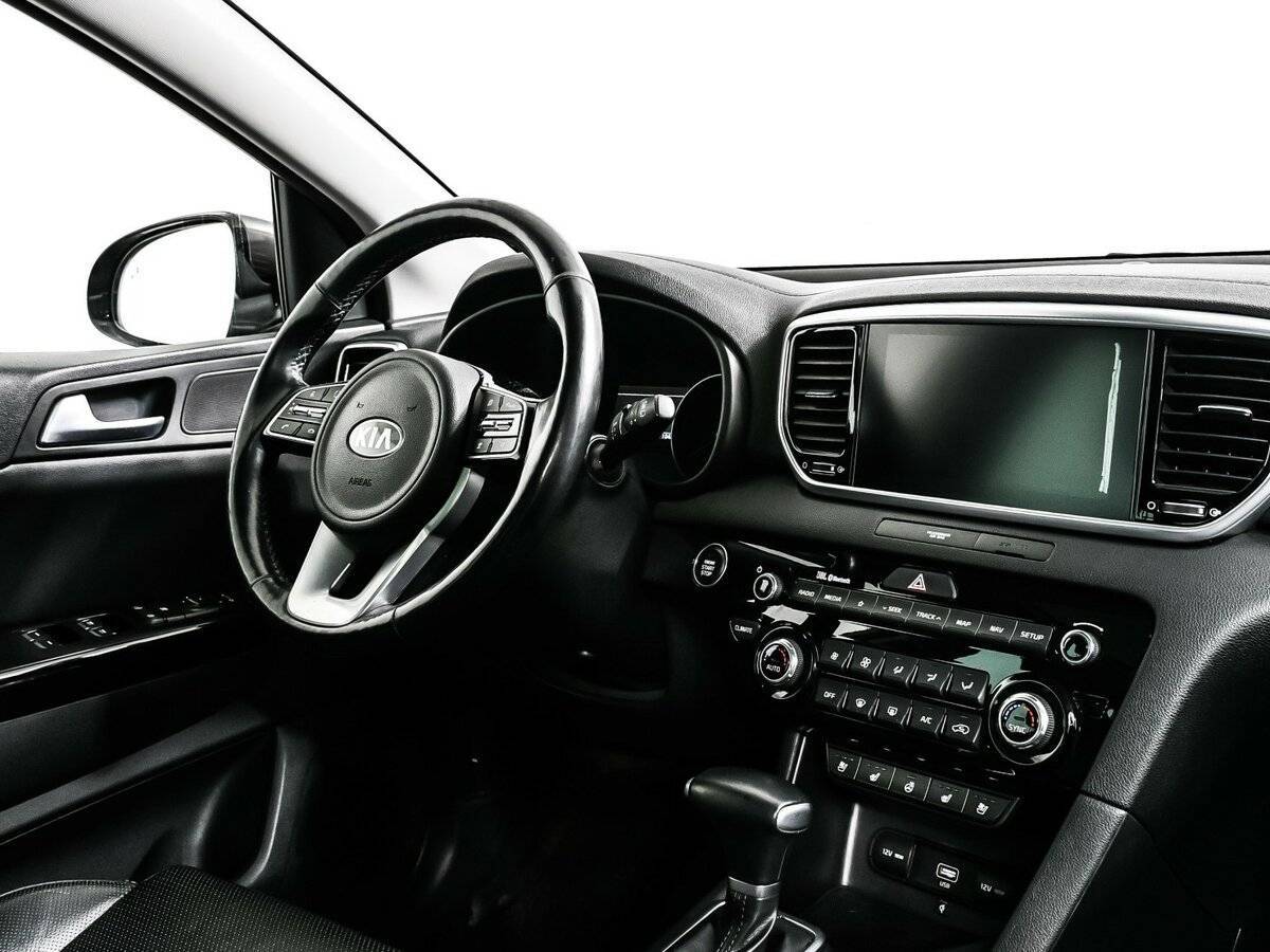 Б/У Киа Спортейдж 2018 года. Фото: #8