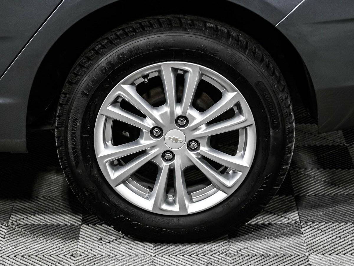 Б/У Шевроле Кобальт 2023 года. Фото: #13