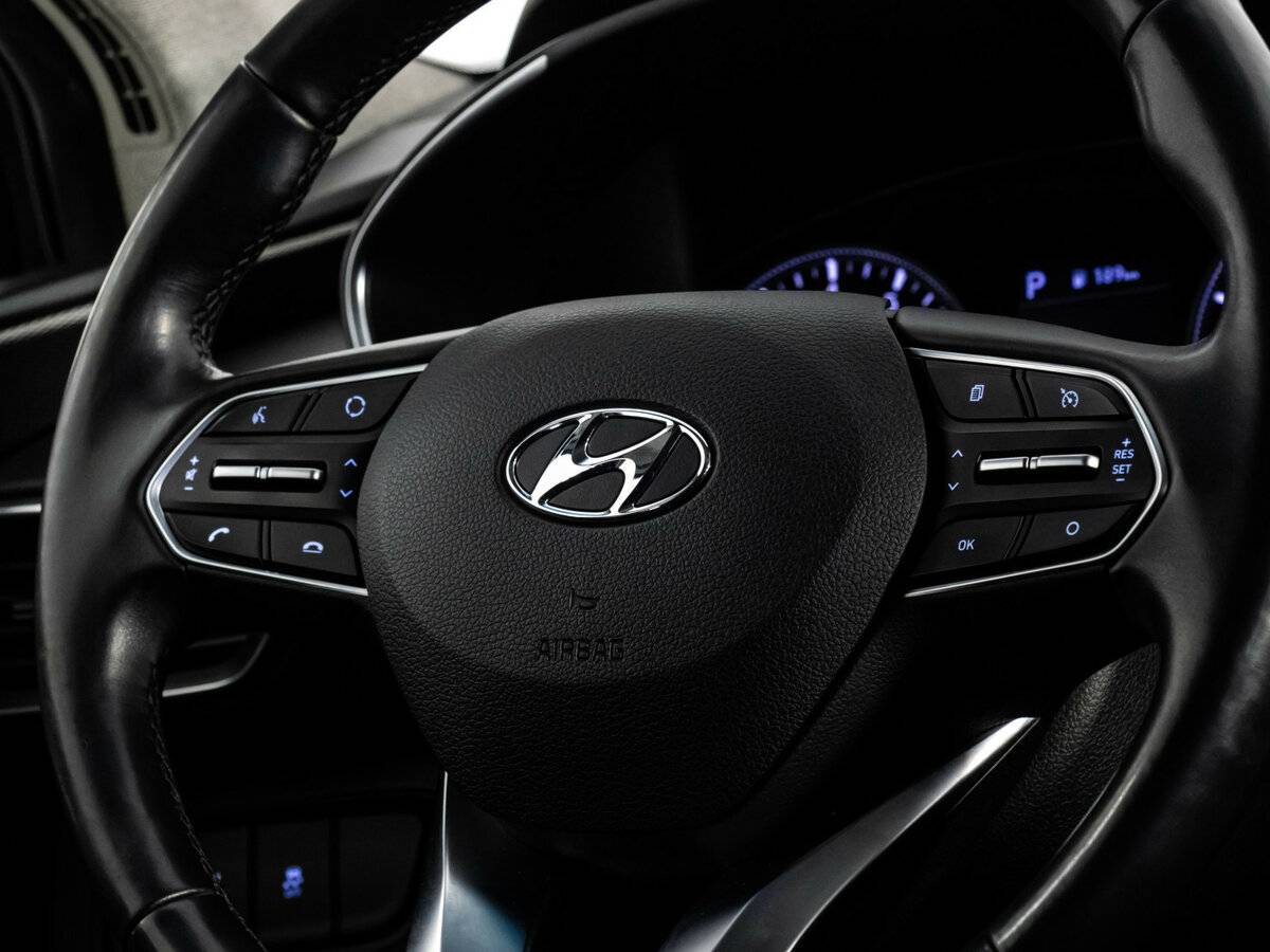 Hyundai Santa Fe 2018 года с пробегом. Фото: #9