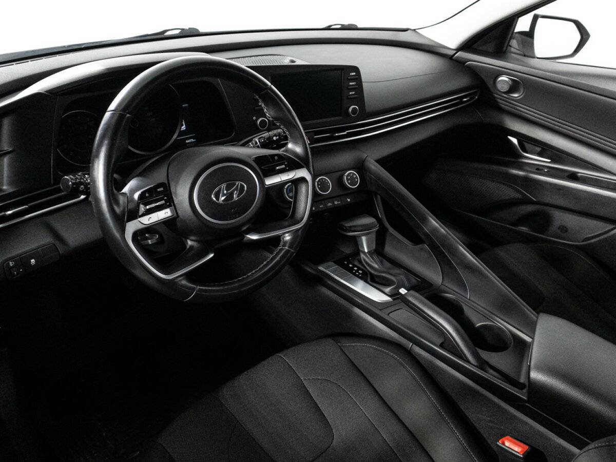 Б/У Хендай Елантра 2021 года. Фото: #10