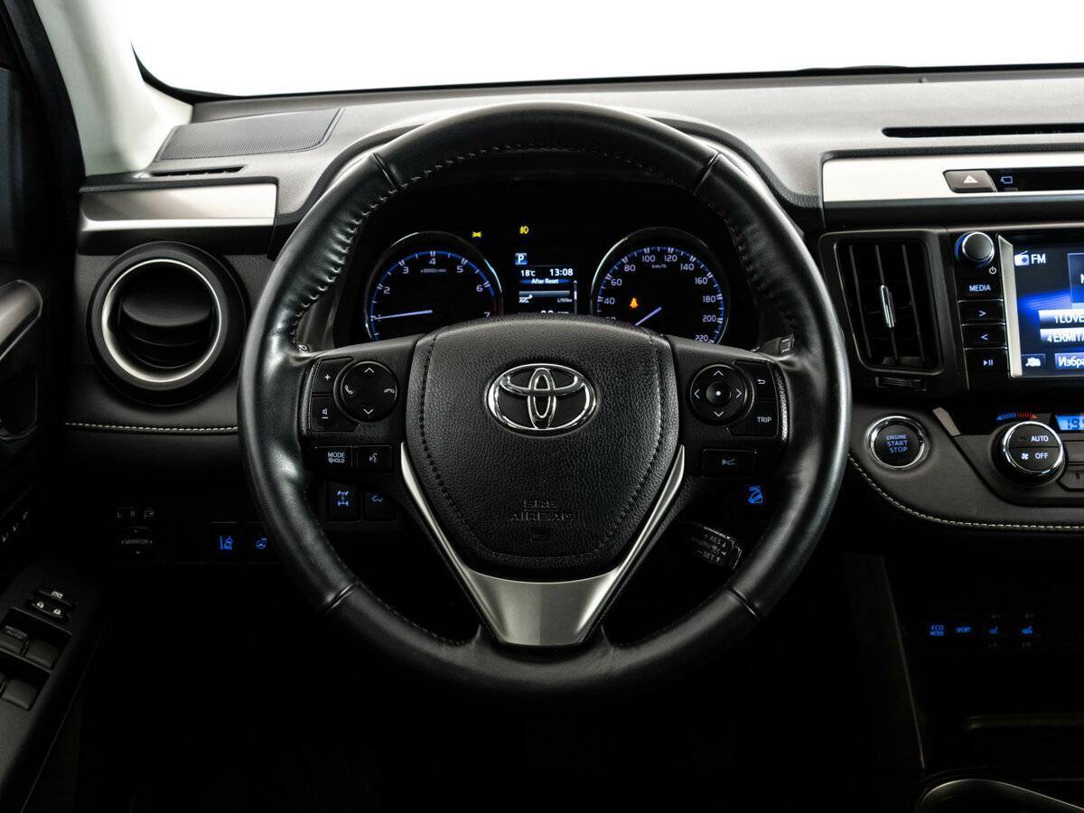 Toyota RAV4 2019 года с пробегом. Фото: #9