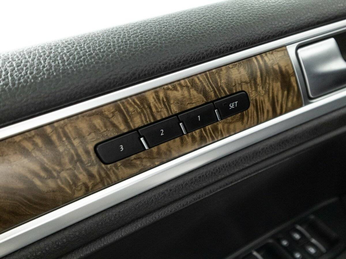 Volkswagen Touareg 2015 года с пробегом. Фото: #16