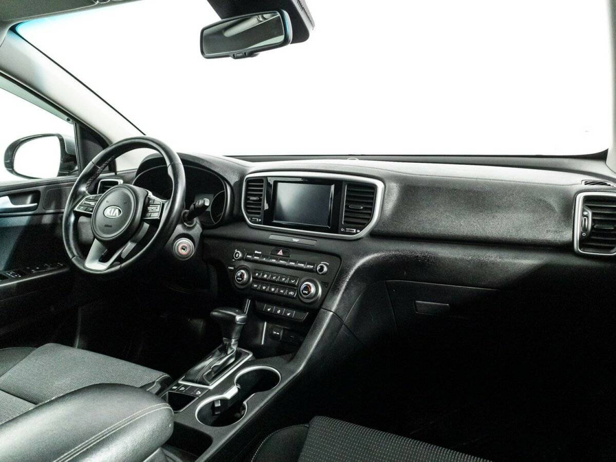 Б/У Киа Спортейдж 2020 года. Фото: #8