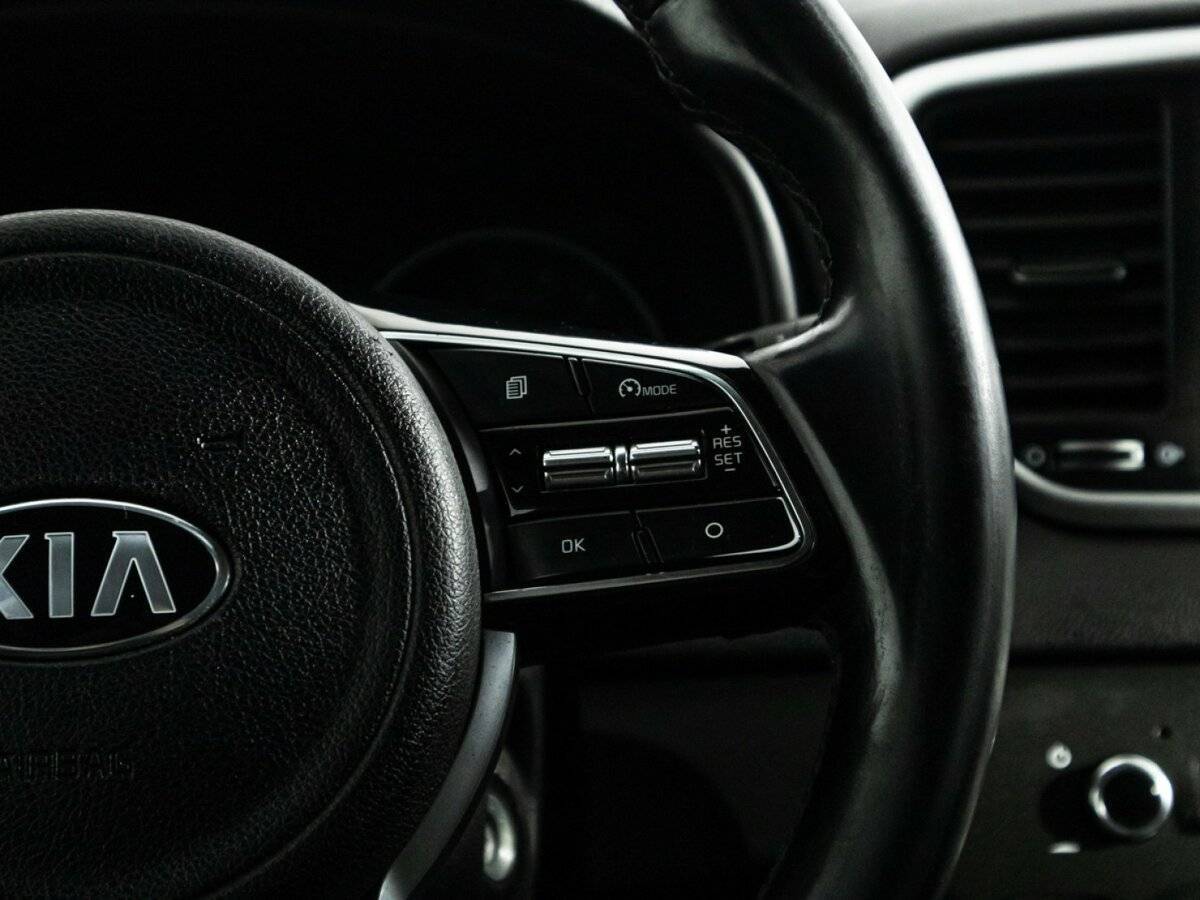 Б/У Киа Спортейдж 2020 года. Фото: #23