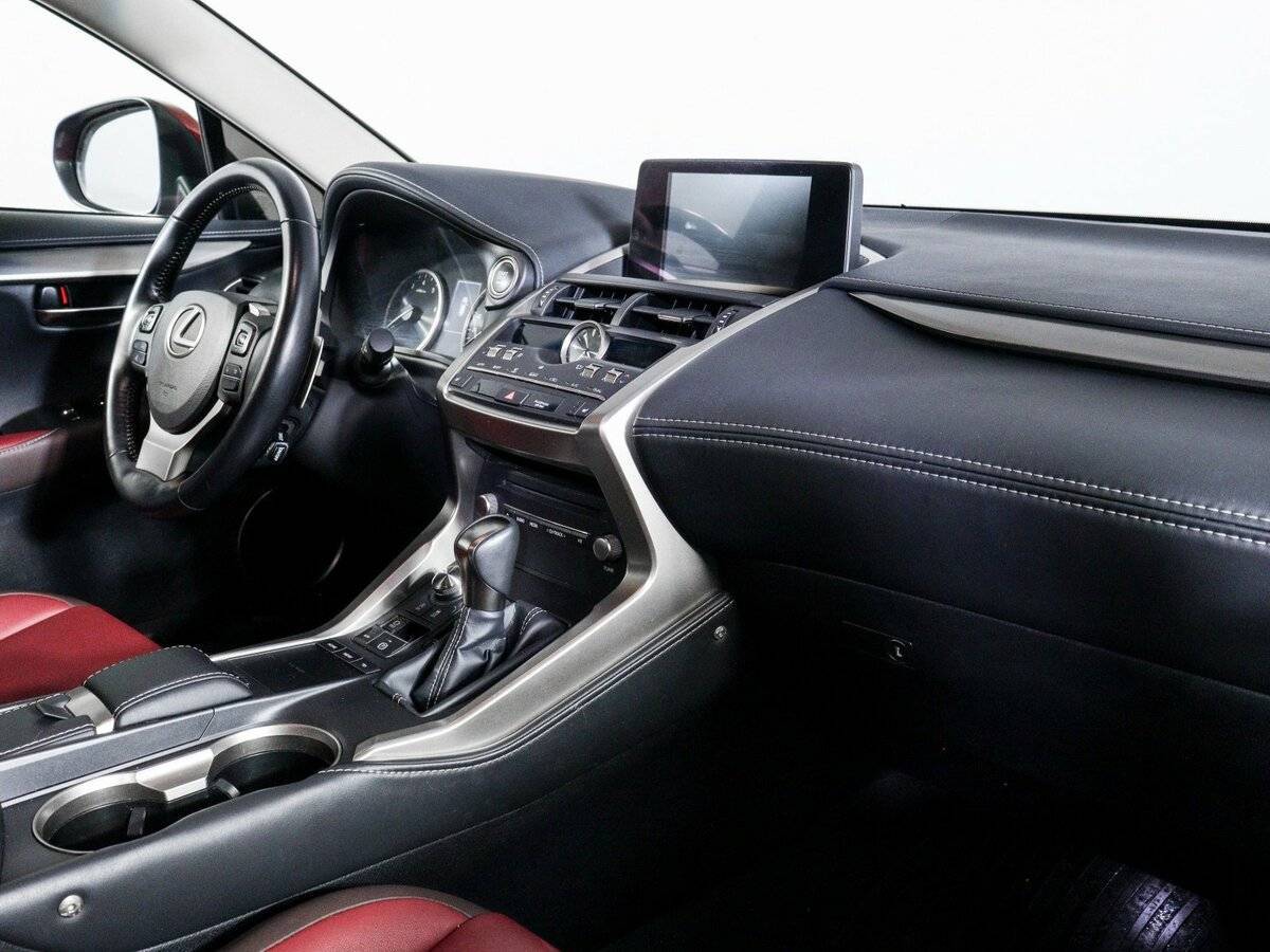 Lexus NX 2018 года с пробегом. Фото: #5