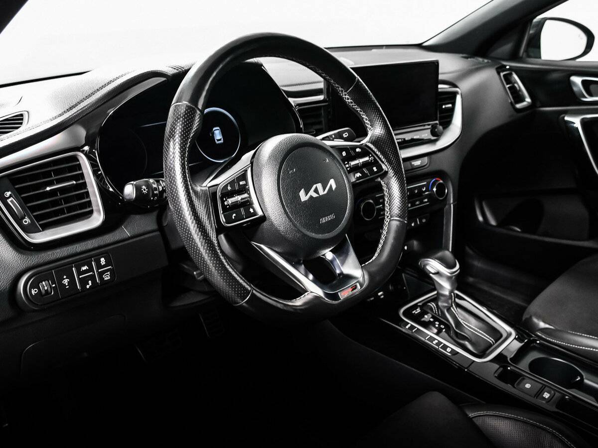 Б/У Киа Сид 2021 года. Фото: #12