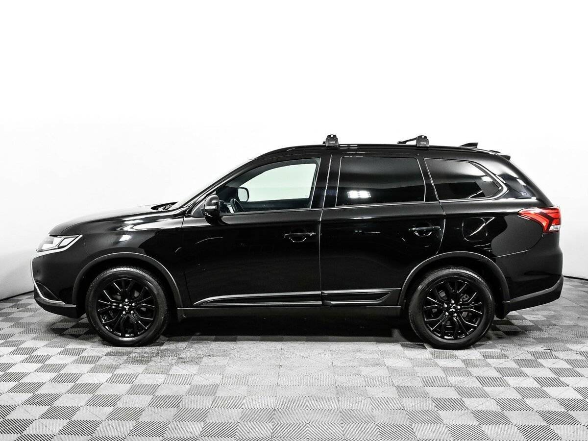 Б/У Митсубиши Оутлэндер 2020 года. Фото: #6