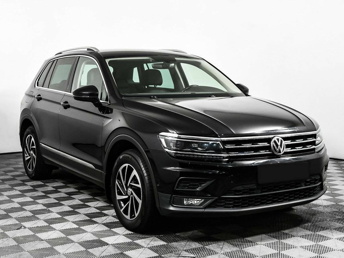 Volkswagen Tiguan 2018 года с пробегом. Фото: #2