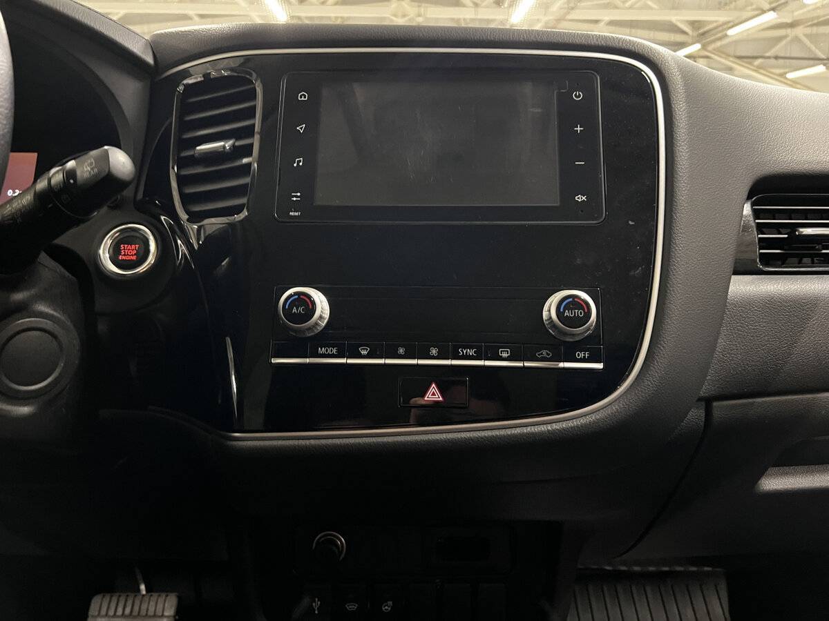 Mitsubishi Outlander 2021 года с пробегом. Фото: #14