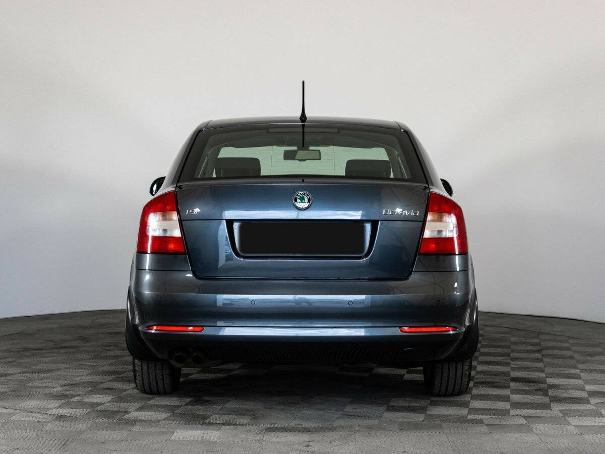 Б/У Шкода Октавия 2012 года. Фото: #4