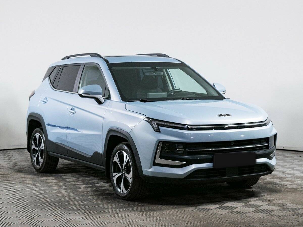 Москвич 3 2023 года с пробегом. Фото: #2