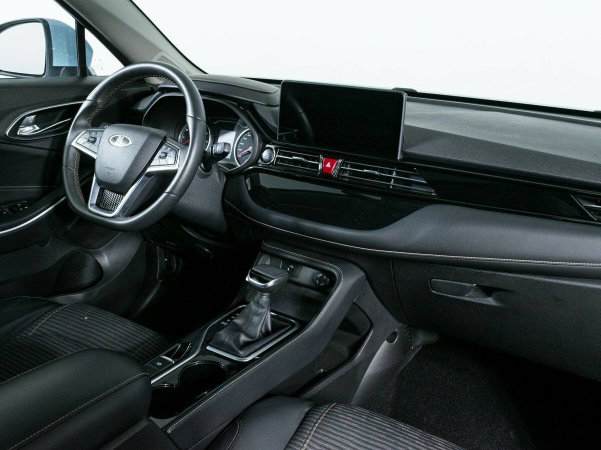 Москвич 3 2023 года с пробегом. Фото: #8