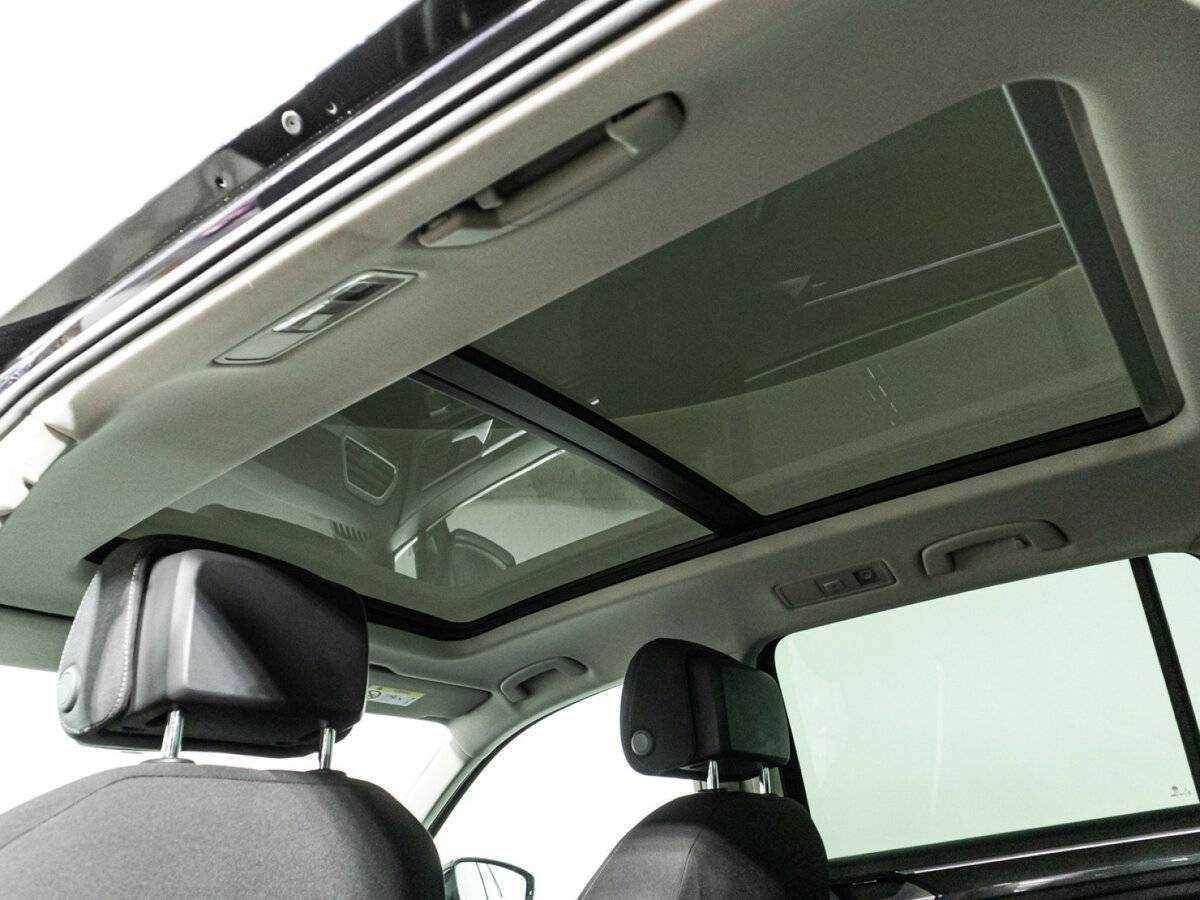 Volkswagen Tiguan 2018 года с пробегом. Фото: #16