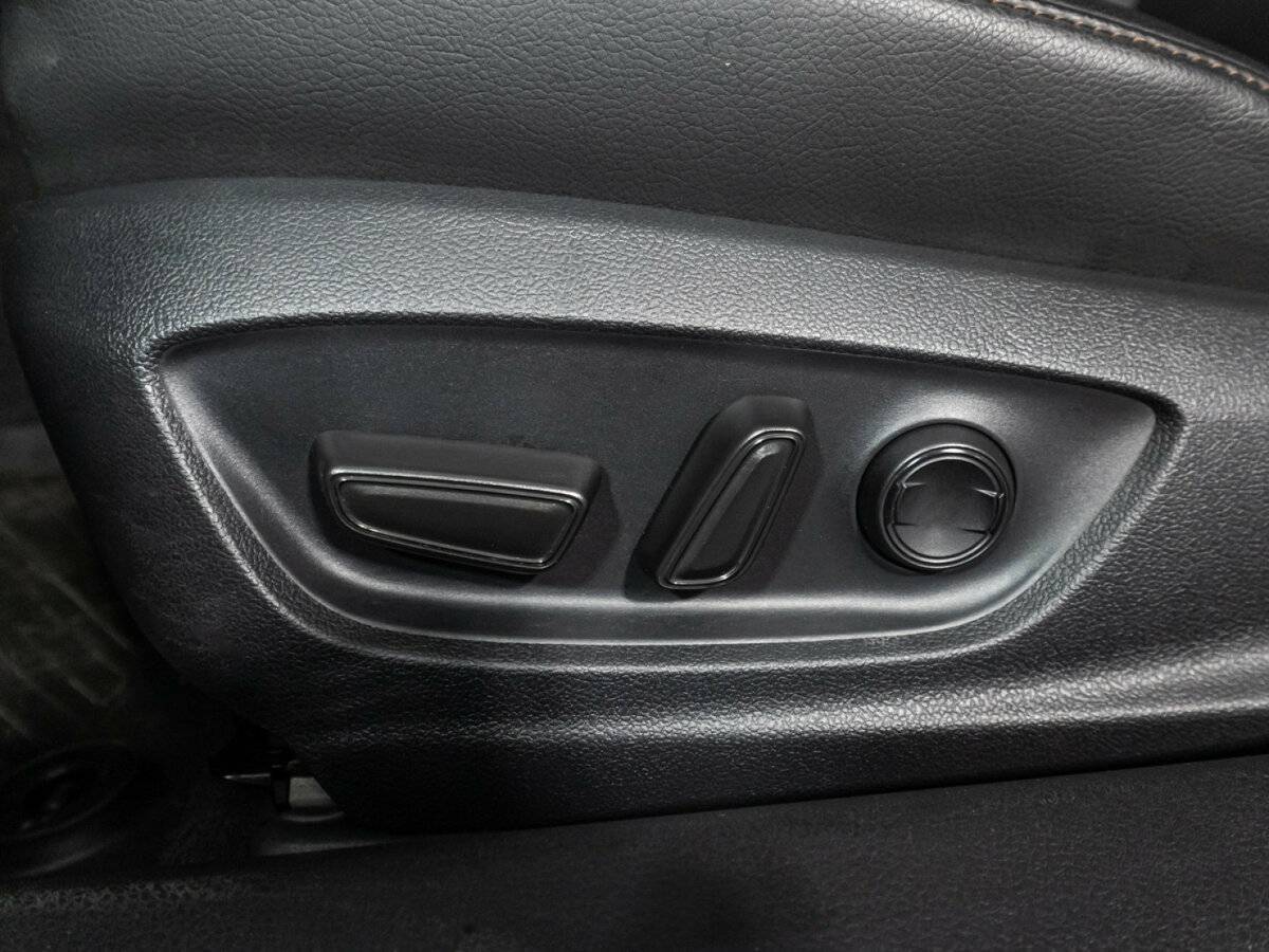 Toyota Camry 2020 года с пробегом. Фото: #14