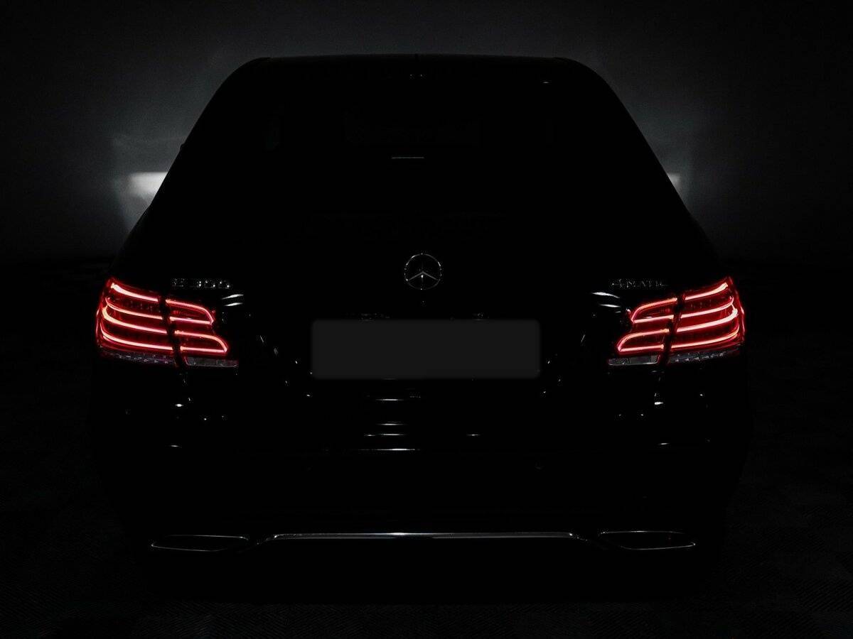 Mercedes-Benz E-Класс 2014 года с пробегом. Фото: #24