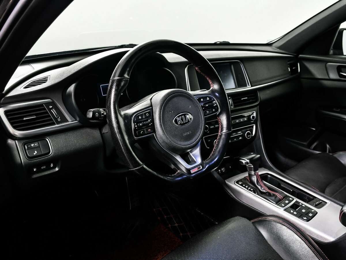 Б/У Киа Оптима 2017 года. Фото: #12