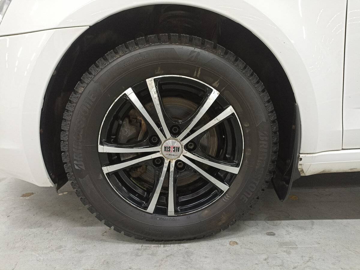 Skoda Octavia 2013 года с пробегом. Фото: #17