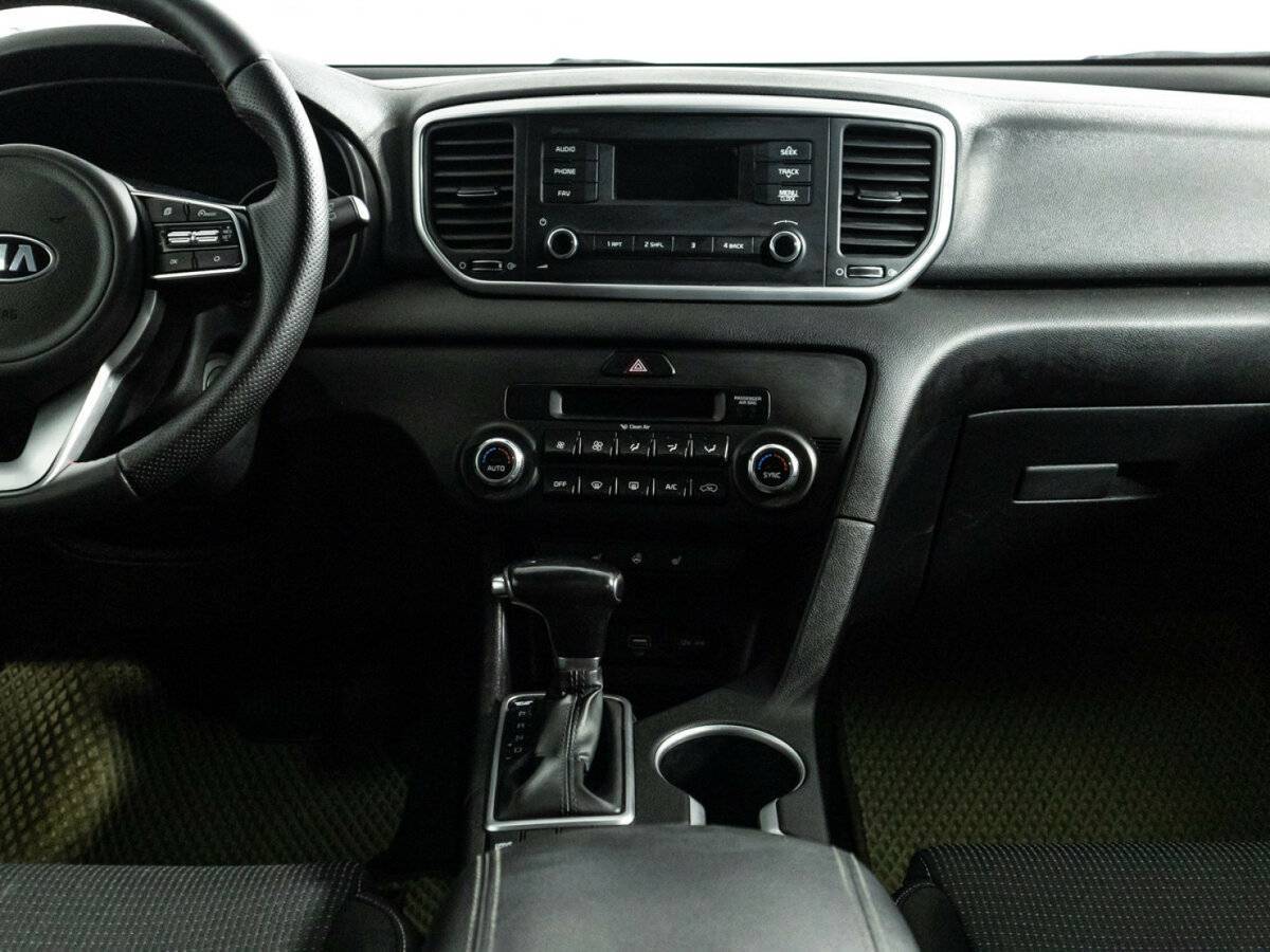 Б/У Киа Спортейдж 2020 года. Фото: #13