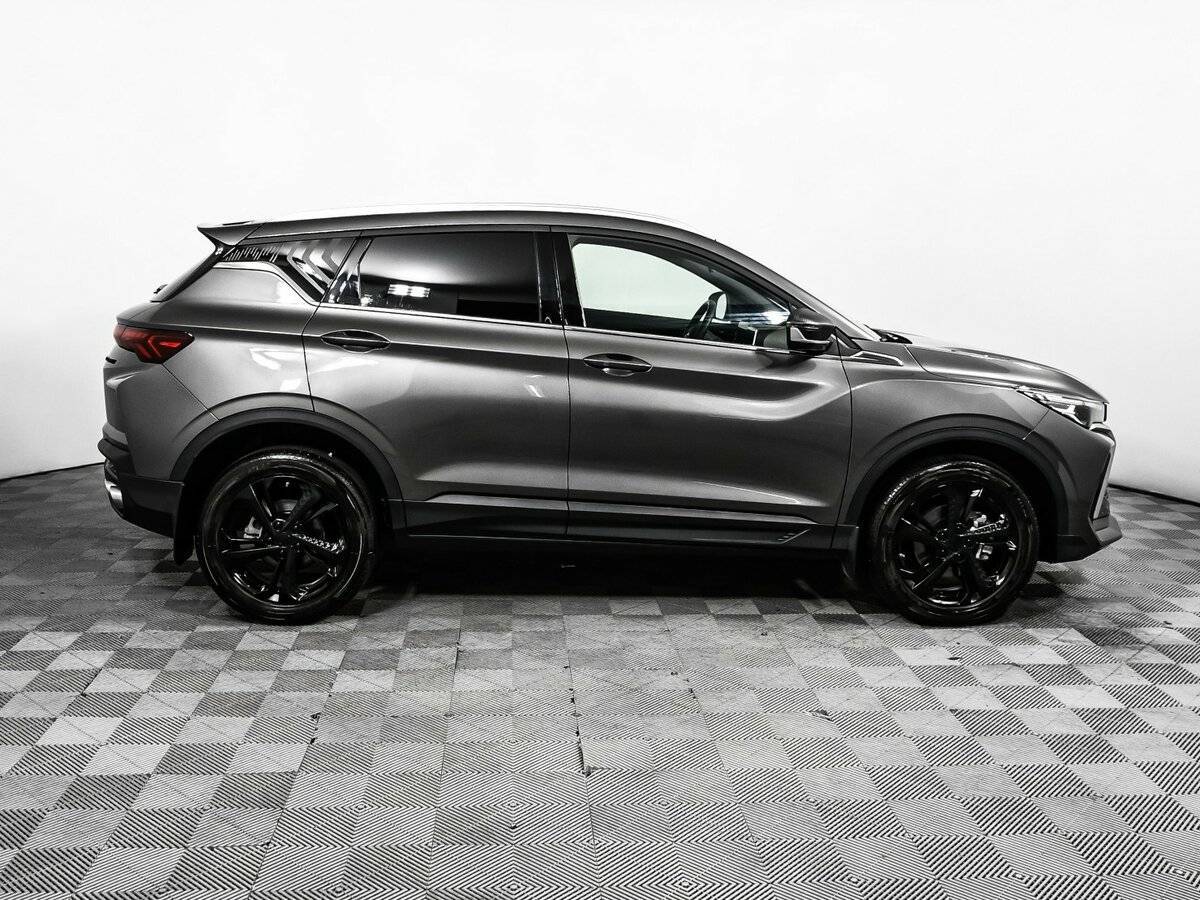 Б/У Джили Кулрэй 2024 года. Фото: #3